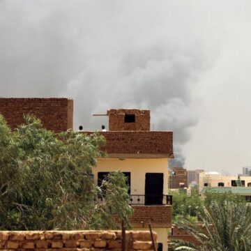 Sudán: Continúan los combates y hay decenas de civiles muertos