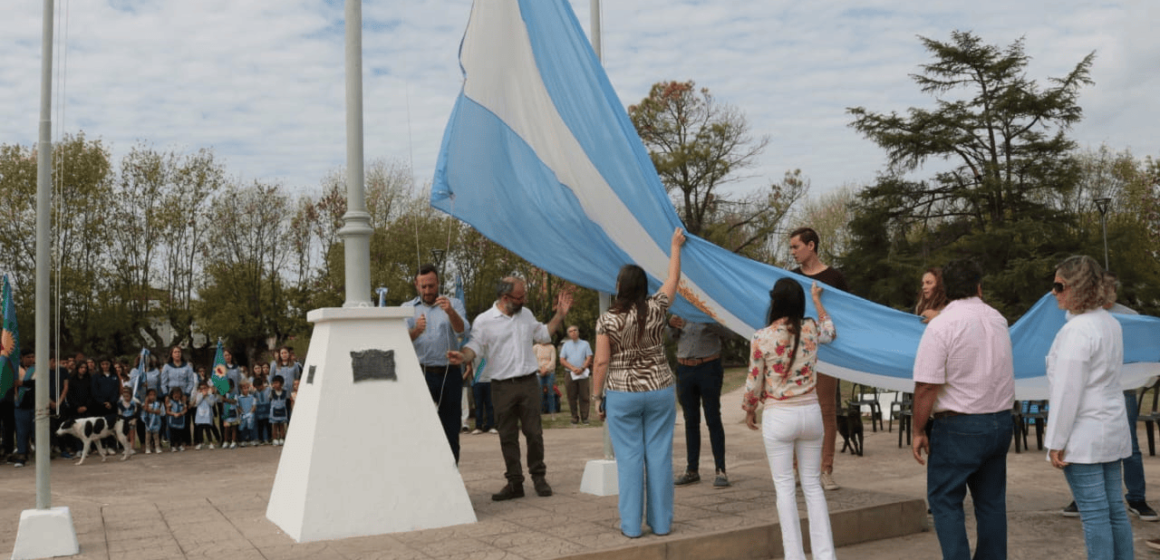 El Intendente encabezó el acto por el aniversario de Del Valle