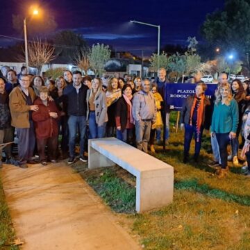 Junto a vecinos, Ralinqueo inauguró la Plazoleta Rodolfo Walsh en calles 10 y 19