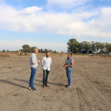 Ralinqueo recorrió las obras de limpeza de Laguna Mulitas