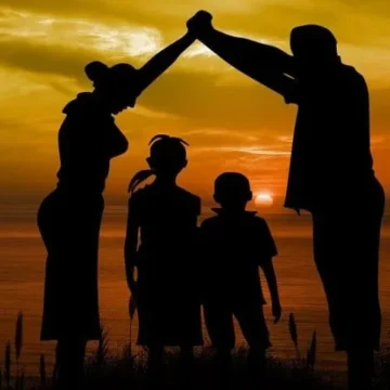 Mañana se celebra el Día Mundial de las Madres y los Padres: ¿Lo sabías?