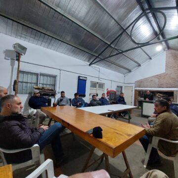 García se reunió con miembros de Tacuara Rugby: “hay que impulsar igualdad entre todos los clubes”, dijo el precandidato a Intendente