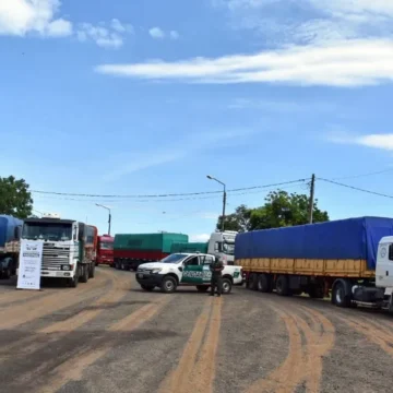 Transportistas podrían para la actividad por el aumento de precios
