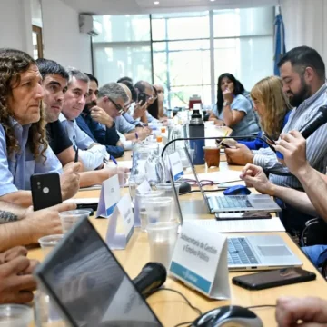 Salario: Estatales bonaerenses esperan ser convocados por Kicillof