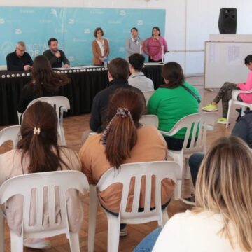 Ralinqueo: “es un día de mucha alegría porque estamos concretando una política de suelo en 25 de Mayo”