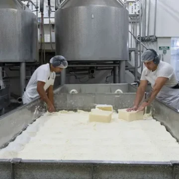Pyme láctea cordobesa desarrolla estratégico producto y lo exporta a Brasil