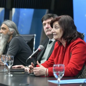 El Gobierno confirmó que elevará el salario mínimo