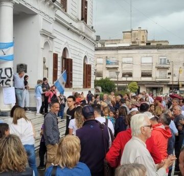 Azul: Productores irán a la justicia para frenar una nueva tasa