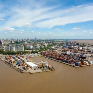Caputo: “A partir de hoy estamos normalizando el proceso de importaciones”