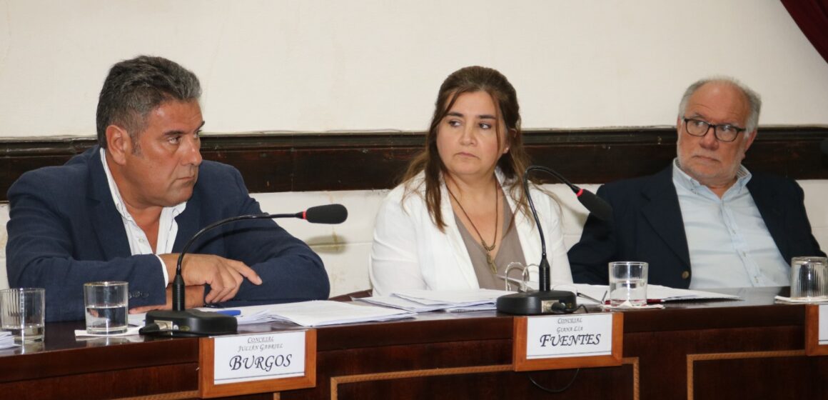 Burgos y Fuentes justificaron el pase a archivo del expediente del servicio de Hemodiálisis