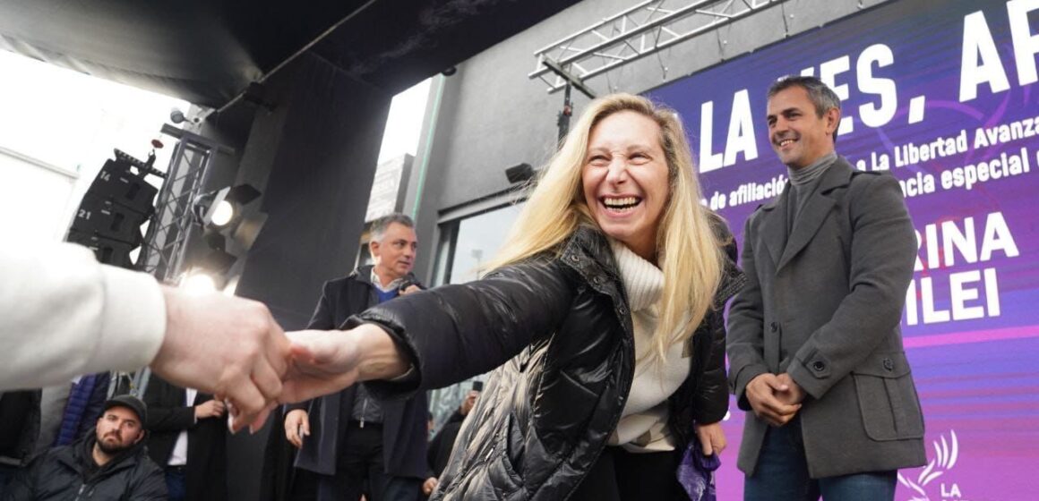 Dirigentes de la Séptima sección acompañaron a Karina Milei en el acto de afiliación en Morón