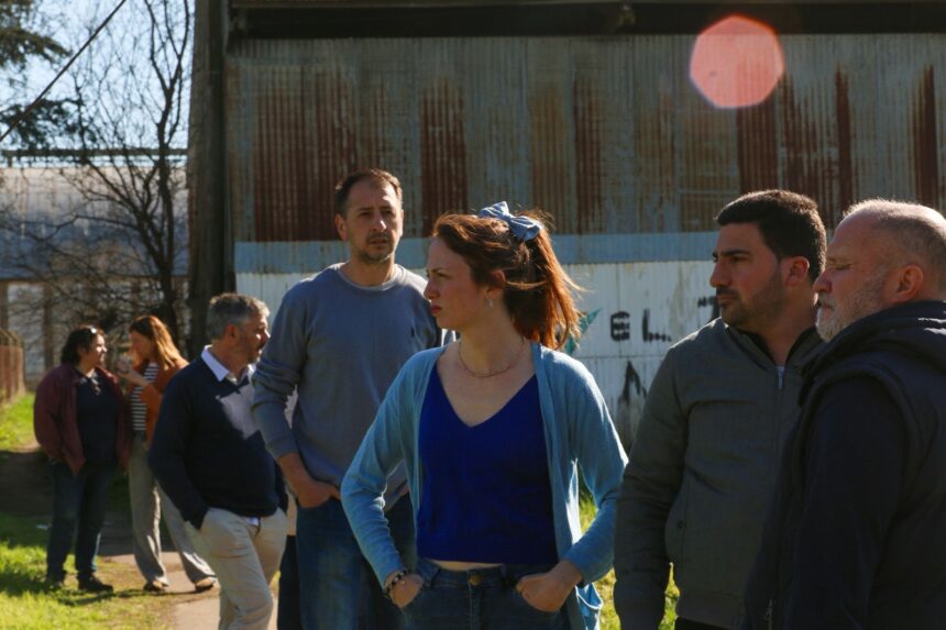 Municipio y comisión planifican traslado del carnaval al predio del ferrocarril