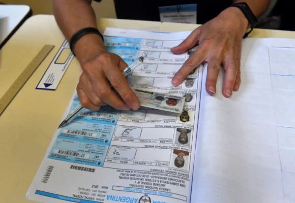 elecciones documentos para votar