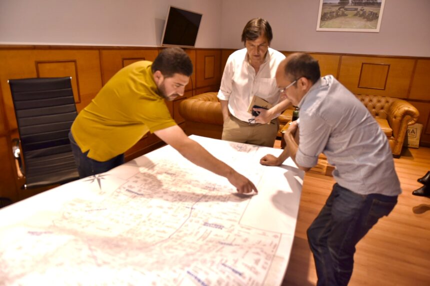 IMG_3373 Ramiro Egüen, Santiago Hardie, Marcos Pisano, emergencia hídrica