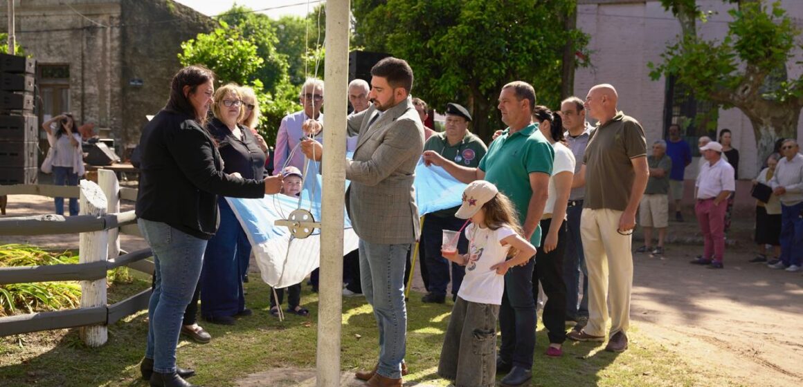 Ramiro Egüen reconoció el esfuerzo de la comunidad en el 129° aniversario de Ernestina
