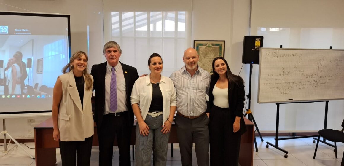 Farmacéuticos bonaerenses llaman a reforzar la confianza en las vacunas y combatir la desinformación