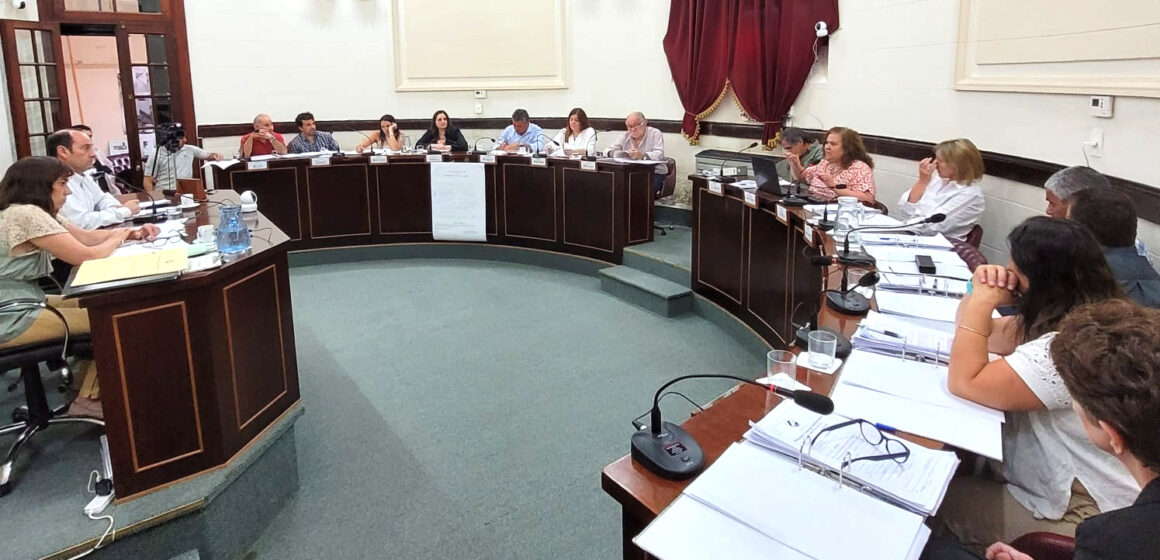 Una alianza inesperada en 25 de Mayo entre el kirchnerismo y LLA