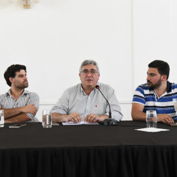 El ministro Javier Rodríguez estuvo en 25 de Mayo dialogando con los productores sobre la asistencia ante las inundaciones