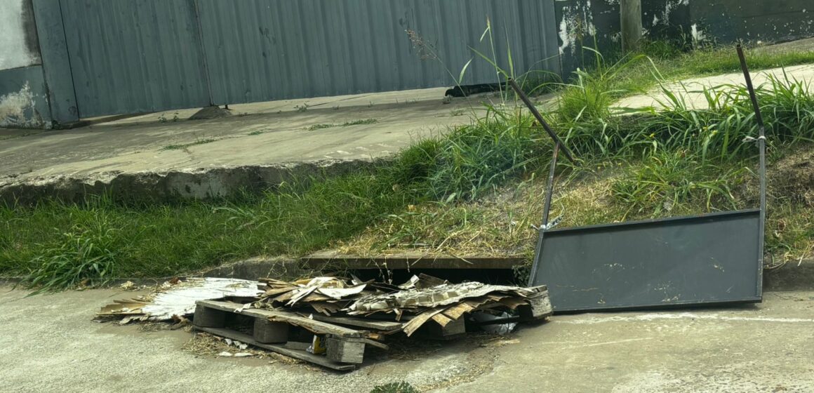 mugre leo baldo 25 se informa 25 de mayo ¿Somos vecinos o somos mugrientos?