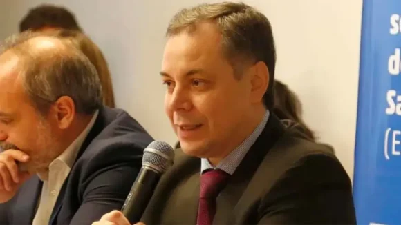 25seinforma.com.ar/quien-es-guillermo-arancibia-nuevo-director-anses-perfil-polemicas/