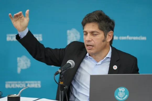 Kicillof advirtió que "privatizar para obtener dólares conduce a resultados trágicos"