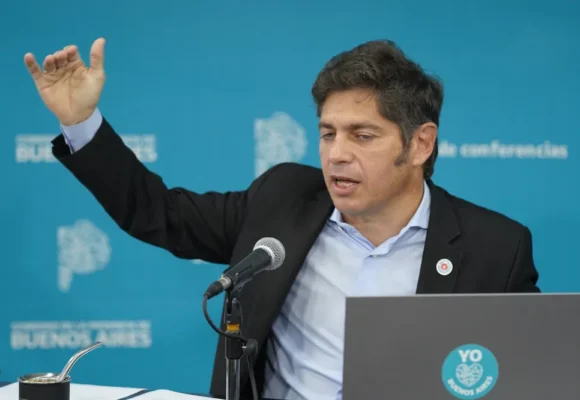 Kicillof advirtió que "privatizar para obtener dólares conduce a resultados trágicos"