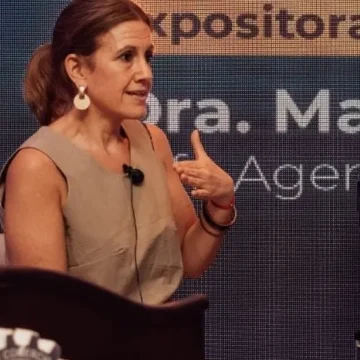 Guadalupe Correa explica cómo ANSES acorta distancias en el interior de 25 de Mayo