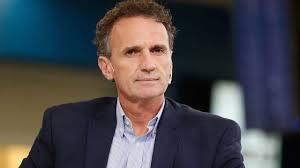 Gabriel-Katopodis 25 se informa Presión federal: Katopodis moviliza a intendentes frente a Economía para reclamar por combustibles y obra pública