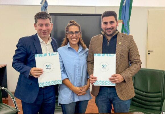 Ramiro Egüen firmó un convenio con la Universidad Nacional Guillermo Brown para fortalecer la educación en el distrito