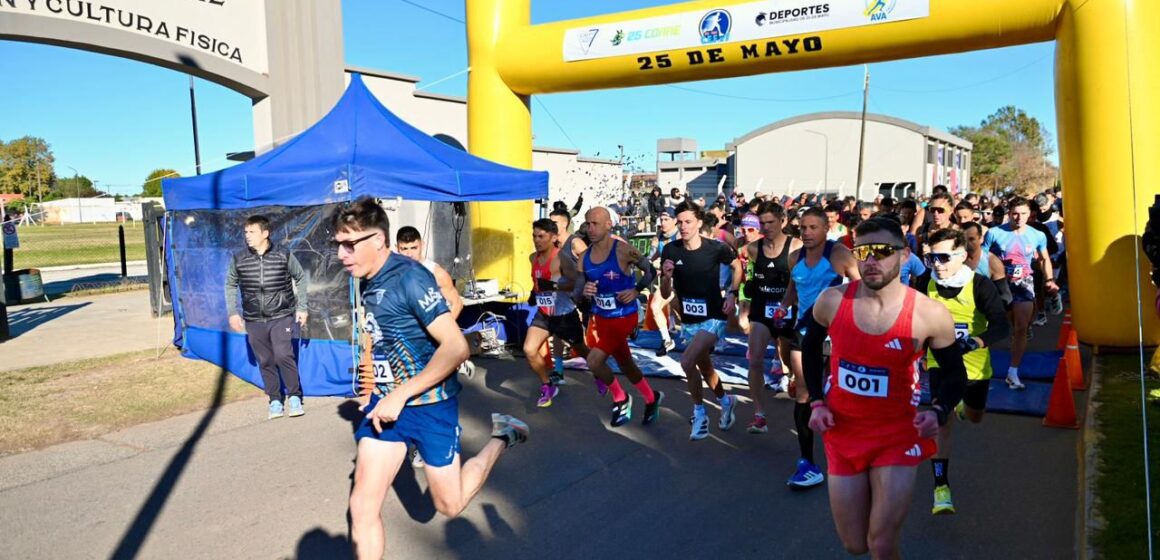410 atletas de todo el país participaron del 25 Corre: un récord