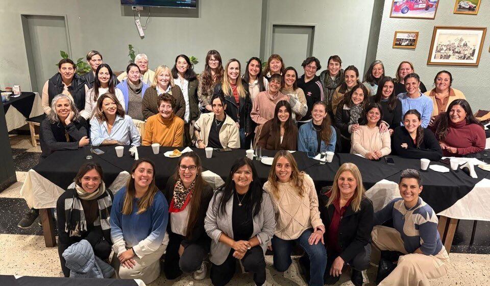 Construcción comunitaria y herramientas de gestión en el taller "Entre Nosotras"
