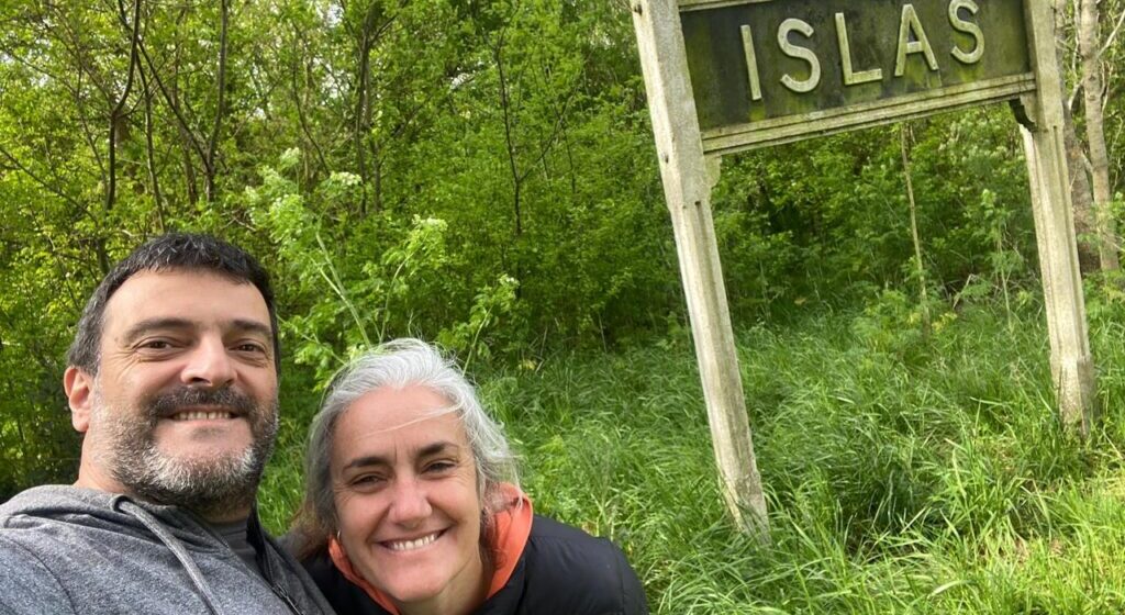 De los escritorios platenses a la mística de los pueblos: el viaje de Ignacio Sagarna y Luciana Garabano por el interior bonaerense