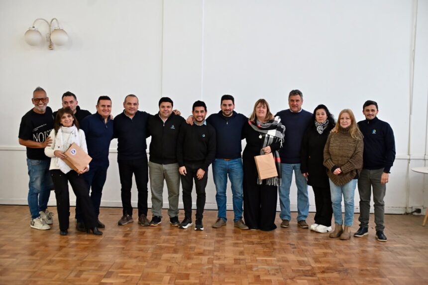 El intendente Egüen junto a periodistas: “creo ser justiciero en homenajear a todos aquellos que muestran una parte”
