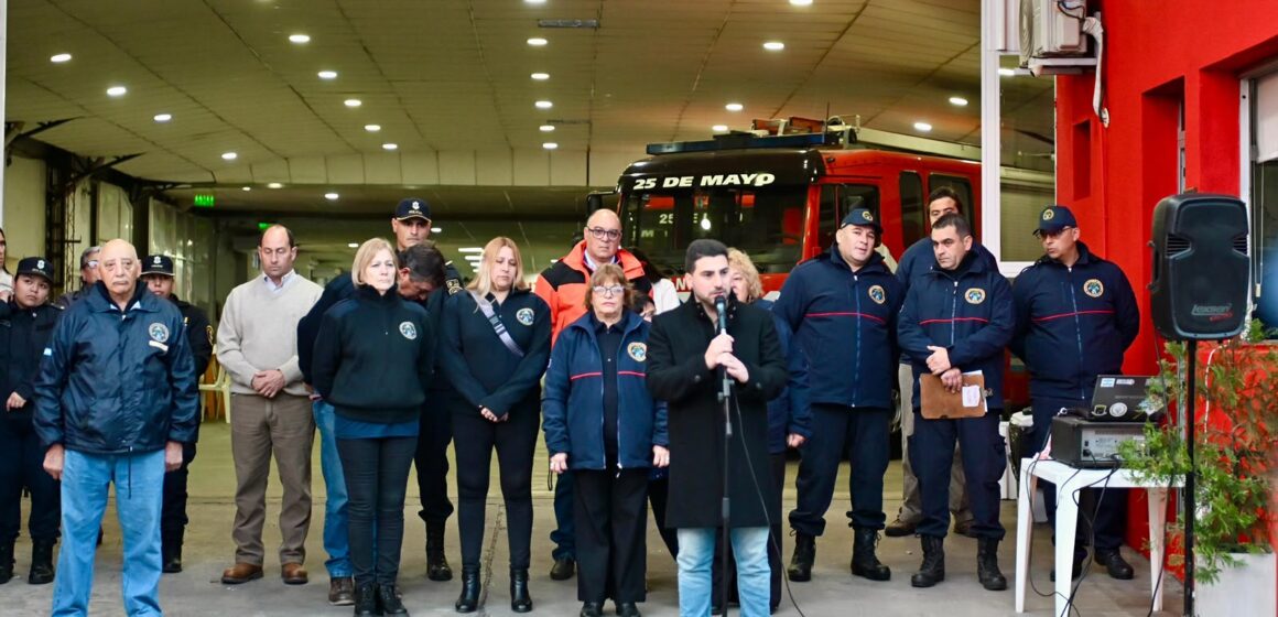 Egüen en al acto por el Día del Bombero: “ustedes son guardianes de un montón de principios y valores que lamentablemente en la sociedad argentina están en extinción”