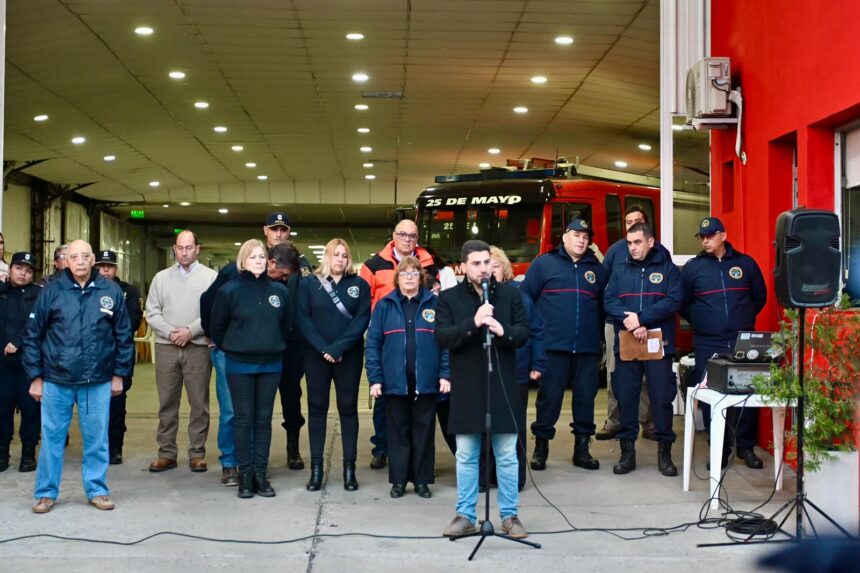 Egüen en al acto por el Día del Bombero: “ustedes son guardianes de un montón de principios y valores que lamentablemente en la sociedad argentina están en extinción”