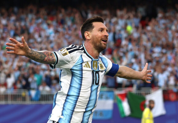 WhatsApp-Image-2026-06-16-at-22.28.42 Goles de oro para una zurda inmortal: Messi destrozó la historia en el debut de la Selección
