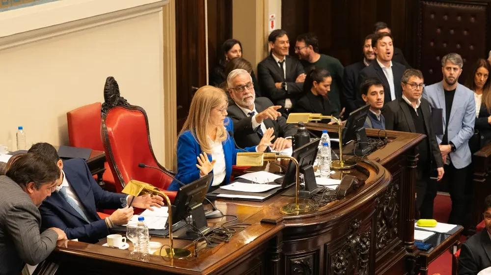 Interna al rojo vivo: el Senado bonaerense volvió a sesionar pero todo terminó en duros cruces entre kirchneristas y kicillofistas