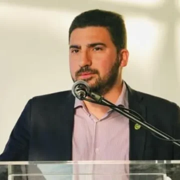 Egüen solicita la continuidad del Banco Provincia de Pedernales