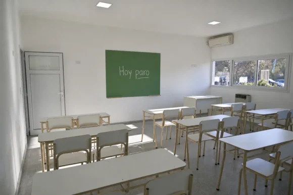 CTERA encabeza un paro nacional docente en el inicio de clases y el Gobierno advierte con sancionar a los gremios