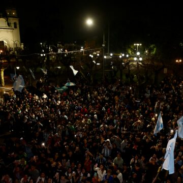 colo barco El navegante que salió de 25 de Mayo y llegó al mundial: el reencuentro del “colo” Barco con su pueblo