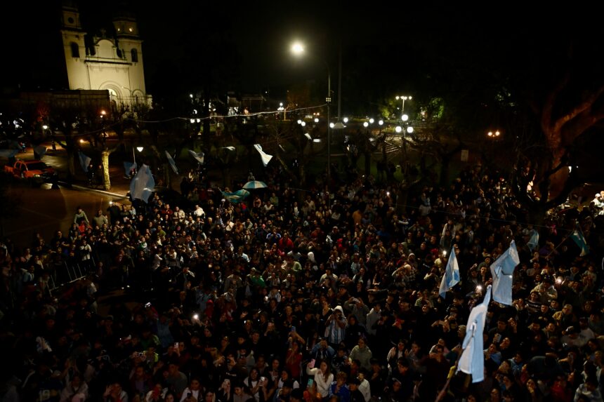 El navegante que salió de 25 de Mayo y llegó al mundial: el reencuentro del “colo” Barco con su pueblo