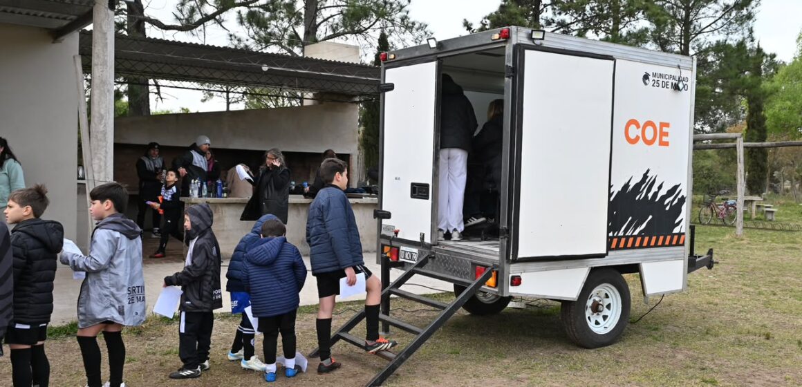 22 Arrancó el programa "25 Fútbol Camp" con clínicas deportivas y controles médicos en clubes locales