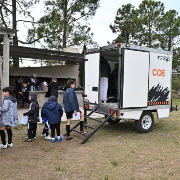 Arrancó el programa "25 Fútbol Camp" con clínicas deportivas y controles médicos en clubes locales