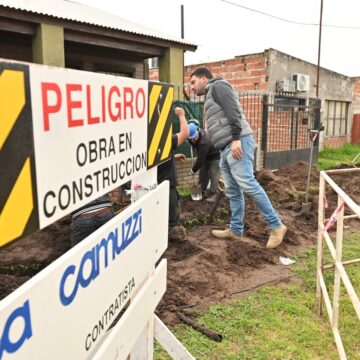 Egüen presenció el comienzo de obras de gas natural en ciudad cabecera