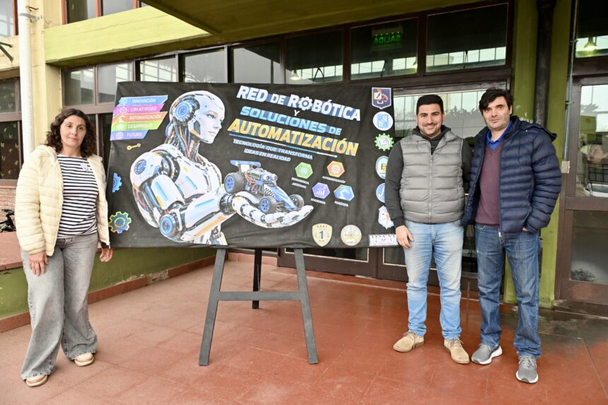Ramiro Egüen escuela técnica Egüen ofreció, a estudiantes de la E.E.T N° 1, apoyo de la municipalidad para proyectos de robótica y tecnología
