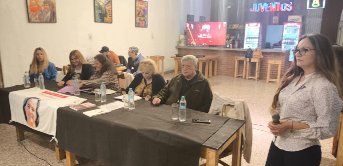 femicidios charla en Bragado Las madres de Chiara Páez, Candela Rodríguez y Wanda Taddei encabezaron charla sobre femicidios en el Club Juventus de Bragado
