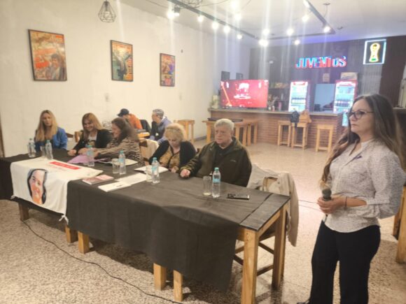 femicidios charla en Bragado Las madres de Chiara Páez, Candela Rodríguez y Wanda Taddei encabezaron charla sobre femicidios en el Club Juventus de Bragado
