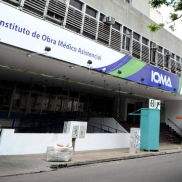 Revés judicial para IOMA en 25 de Mayo: el Municipio redistribuirá los fondos retenidos entre la planta de empleados