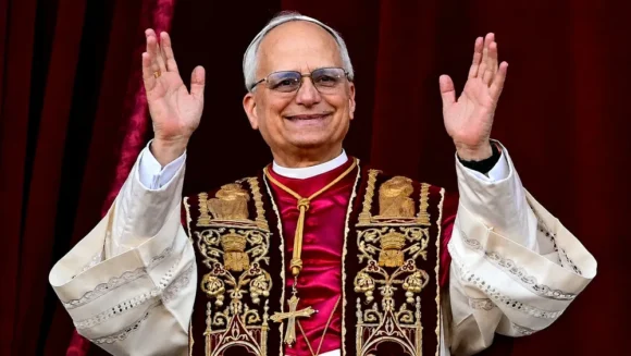 papa-leon visitante ilustre Con un decreto oficial, la Provincia declaró Visitante Ilustre al papa León XIV antes de su llegada