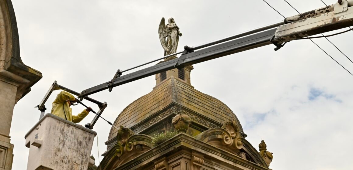 IMG_1794.JPG Restauración en el Cementerio Municipal: el Municipio encaró la puesta en valor de la capilla y sectores emblemáticos